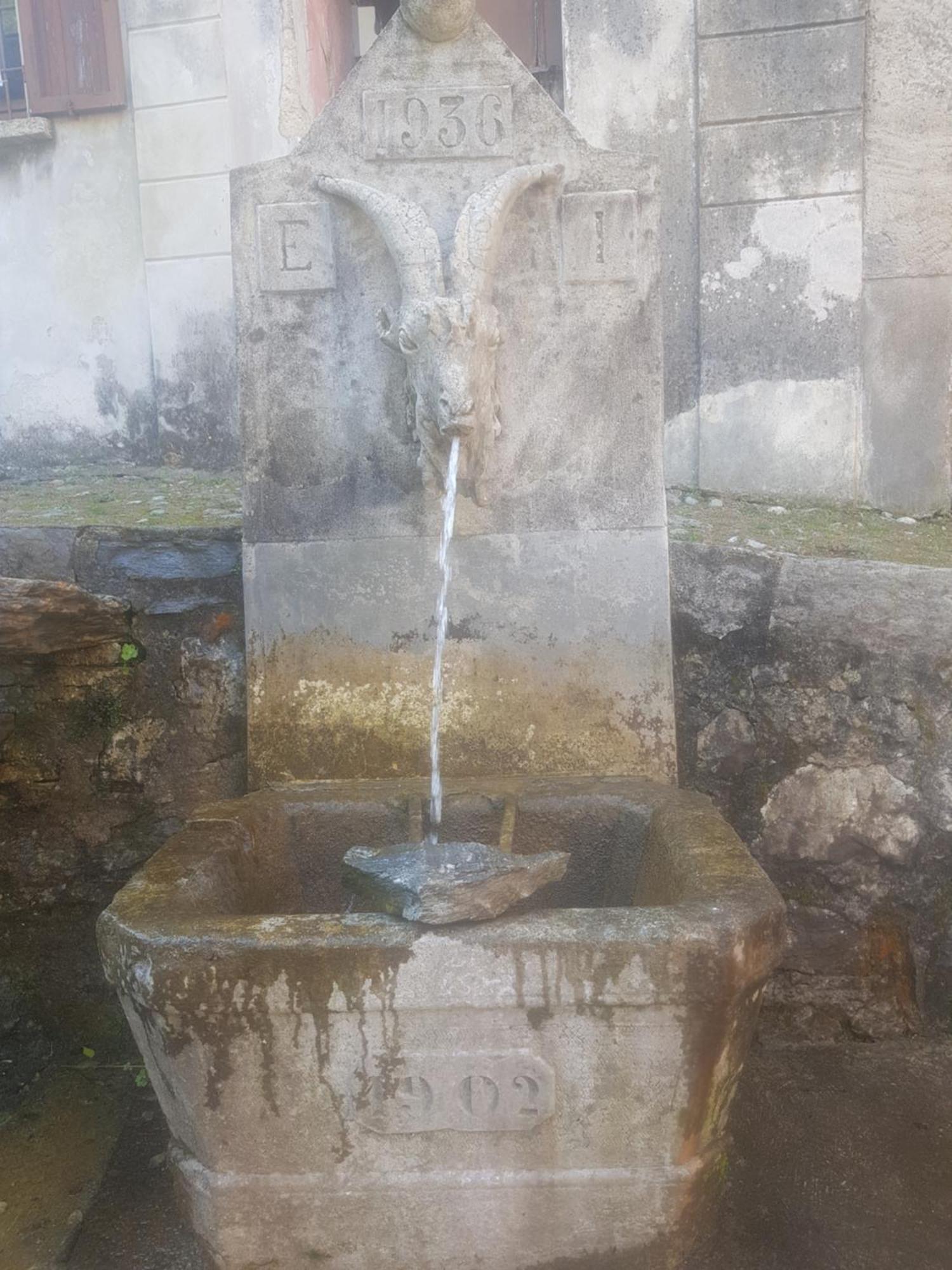 La Corte Del Poeta Arcumeggia ภายนอก รูปภาพ